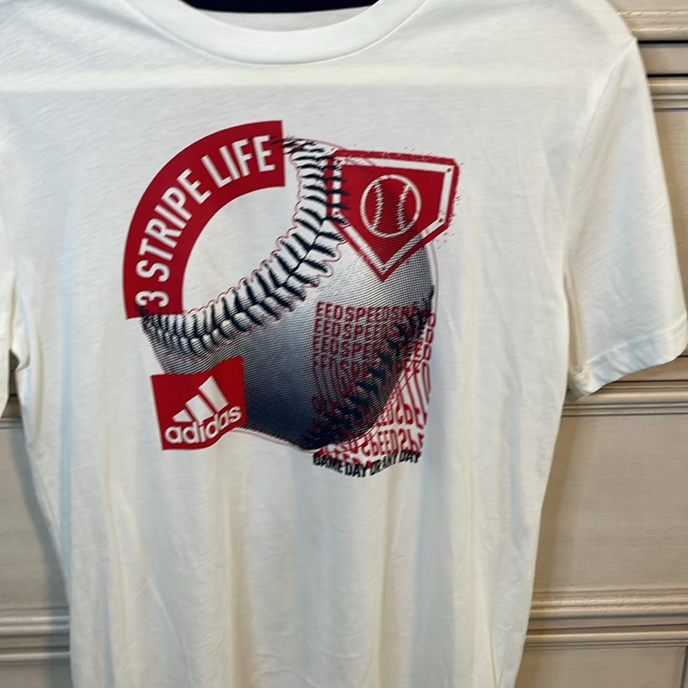 NWOT Adidas Climate Youth Boys White Red Baseball Three Stripe T-Shirt M 10/12 - Picture 2 of 5